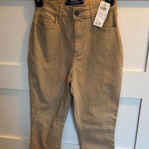 Hollister tan pants. Size 0-R W24 L28